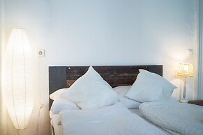 Vibrant Apartment Near Downtown