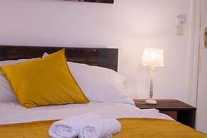 Vibrant Apartment Near Downtown