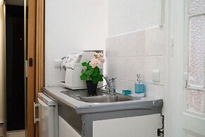 Vibrant Apartment Near Downtown