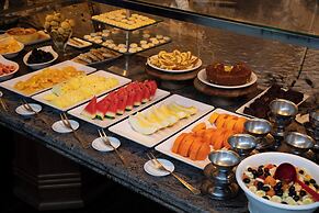 Ritz Plaza Hotel