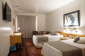 Ritz Plaza Hotel