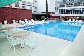 Ritz Plaza Hotel