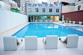 Ritz Plaza Hotel