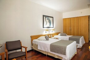 Ritz Plaza Hotel
