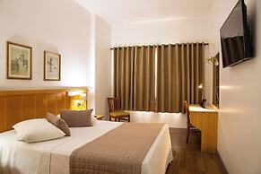 Ritz Plaza Hotel