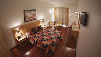Ritz Plaza Hotel