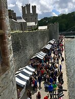 Chapel St Apartments