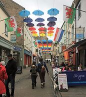 Chapel St Apartments