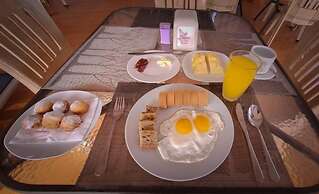 Paloma Guest House & Restaurant