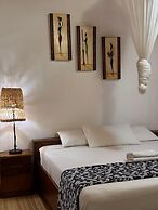 Paloma Guest House & Restaurant