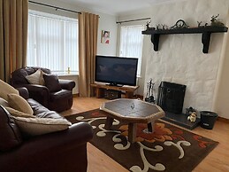 Riverside Cottage, Ramelton, The Wild Atlantic Way