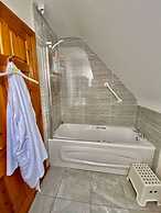 Riverside Cottage, Ramelton, The Wild Atlantic Way