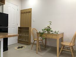 New Hampton Hospitality - Cornelia Hotel & Apartment