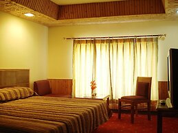 Vardaan Hotels - PatniTop