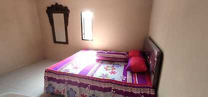 Gubuk Asmoro Nglolang