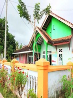 Anggun Homestay - Hostel
