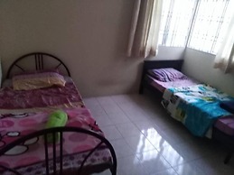 Dorm Melati Pak Abu - Hostel