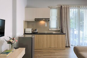 Eva Adam Hotel