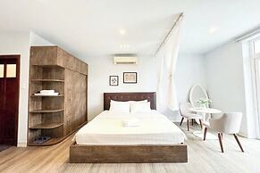 Eva Adam Hotel