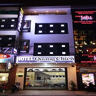 Quang Chien Hotel by Zuzu
