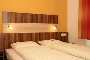 Villa Croatia & Restaurant Adria
