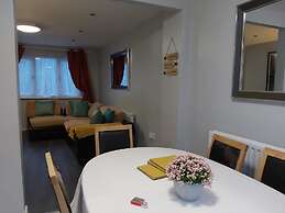 Bakewell House-Huku Kwetu