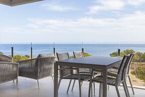 Blue Line Apartment Hotel