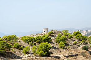 Blue Line Apartment Hotel