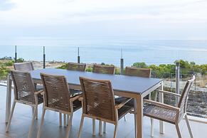 Blue Line Apartment Hotel