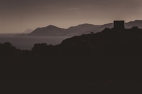 Blue Line Apartment Hotel