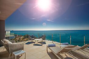 Blue Line Apartment Hotel