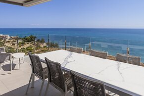 Blue Line Apartment Hotel