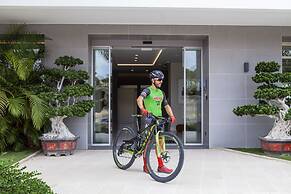 Blue Line Apartment Hotel