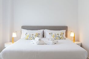 Blue Line Apartment Hotel