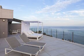 Blue Line Apartment Hotel