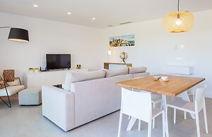 Blue Line Apartment Hotel