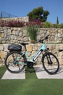 Blue Line Apartment Hotel