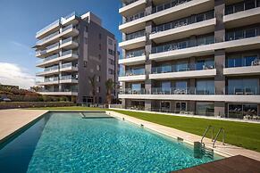 Blue Line Apartment Hotel