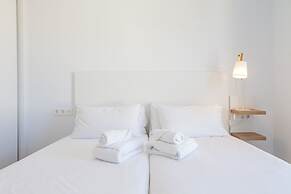 Blue Line Apartment Hotel