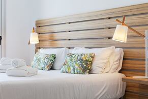 Blue Line Apartment Hotel