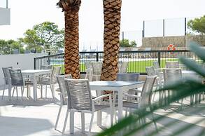 Blue Line Apartment Hotel