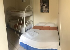 Hostal San Jose - Hostel