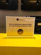 Astron Suítes Mondial Salvador by Nobile