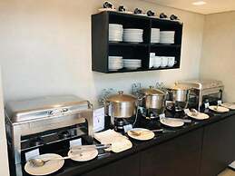 Astron Suítes Mondial Salvador by Nobile