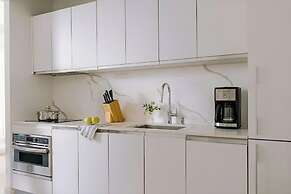 Sonder by Marriott Bonvoy Battery Park Apartments Financial District