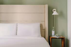 Sonder by Marriott Bonvoy Battery Park Apartments Financial District