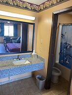 Executive Inn and Suites