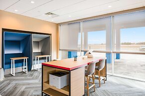 Tru By Hilton Midland