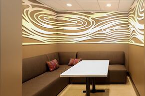 Hampton Inn & Suites Aurora South Denver