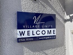 Village Limits Bed & Breakfast Accommodation